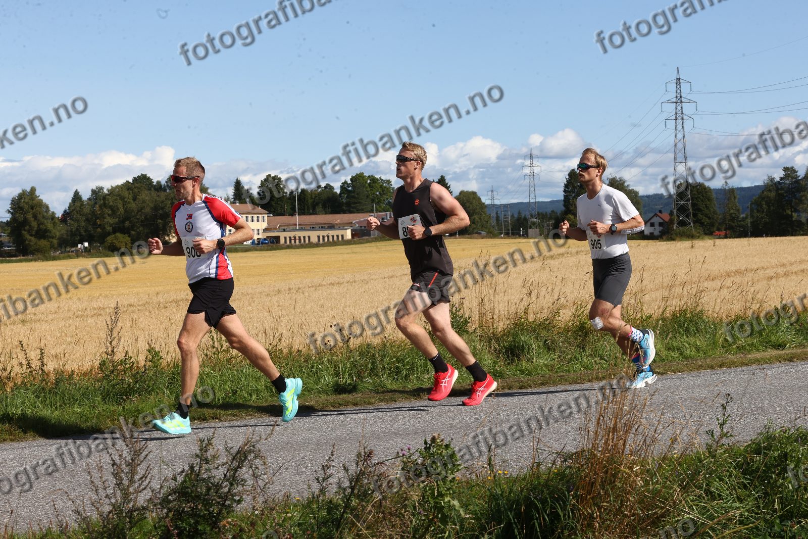 Haakon. Bakke. (905) · Sigve Ferstad (906)