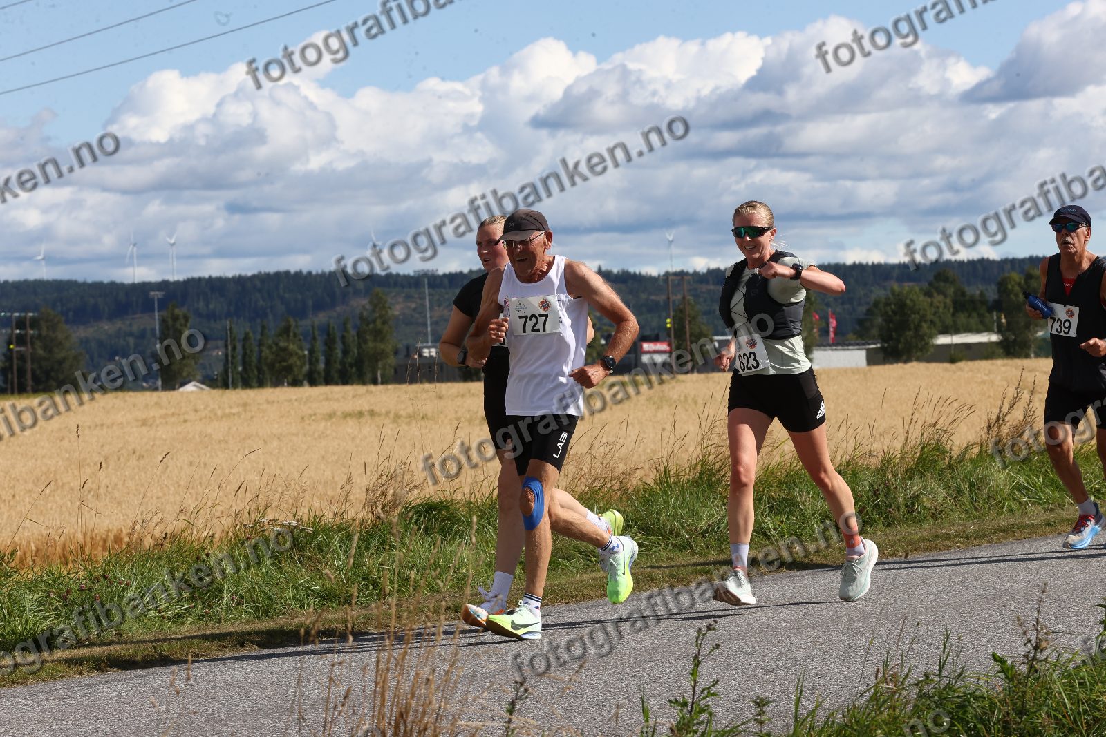 Ernst Herlof Kristiansen (727) · Erik Nilsen (739)