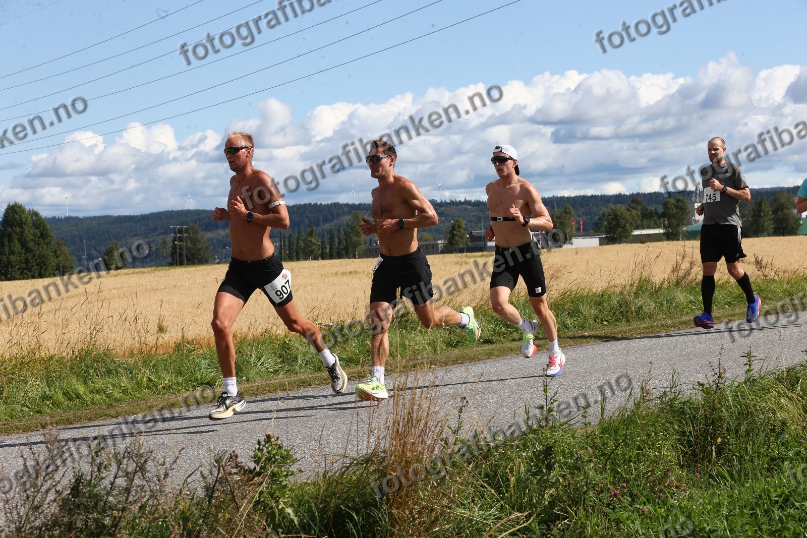 Tommy Buksrud (745) · Marius Viken Vesterås (907)