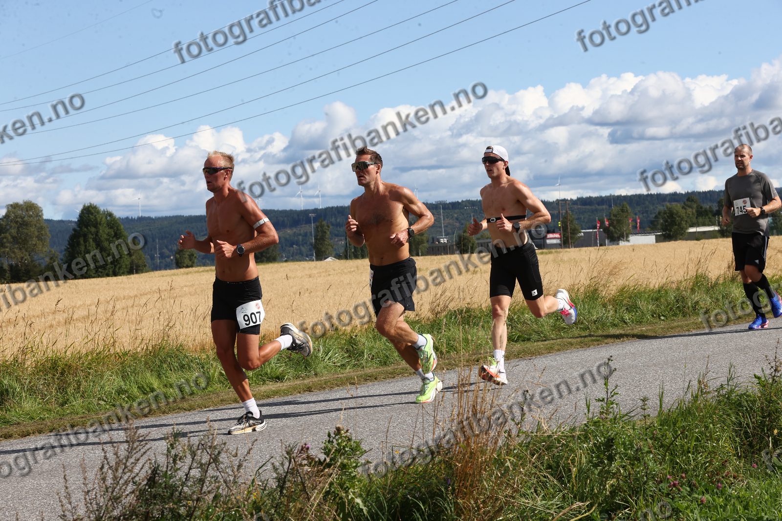 Tommy Buksrud (745) · Marius Viken Vesterås (907)
