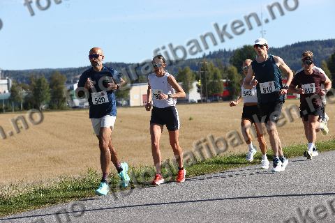 Kashif Weigård Mir (540) · Mourad Touil (810) · Anette Bjerke (542)