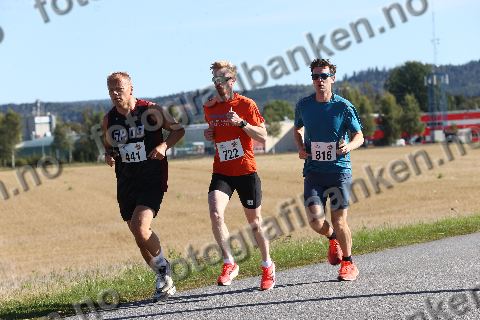 Tom Ljosåk (441) · Erik Damhus (816)