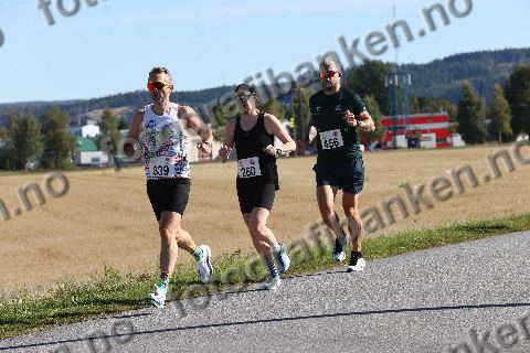 Geir Lippe Stavnes (839) · Thomas Olsen (456) · Mathilde Lutnæs (260)