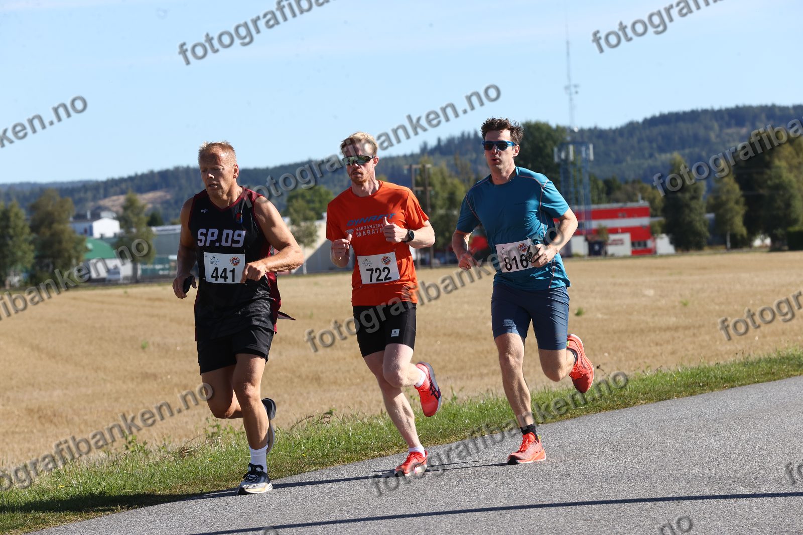 Tom Ljosåk (441) · Erik Damhus (816)