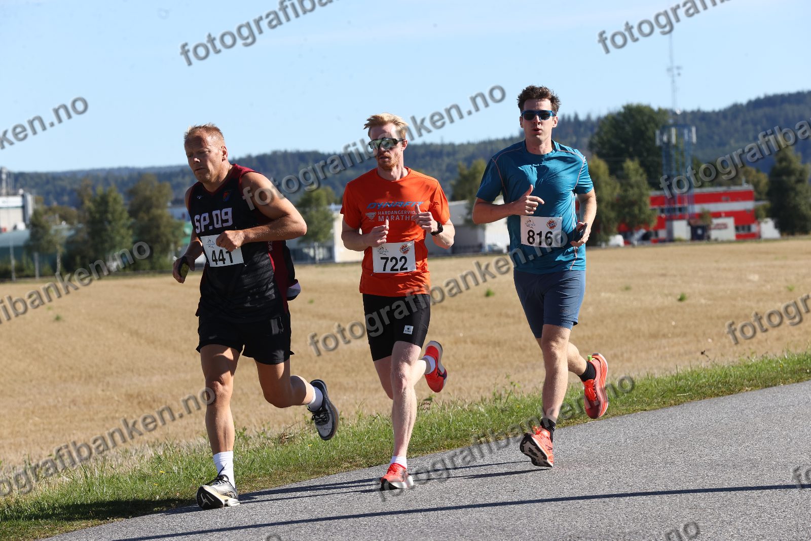 Tom Ljosåk (441) · Erik Damhus (816)