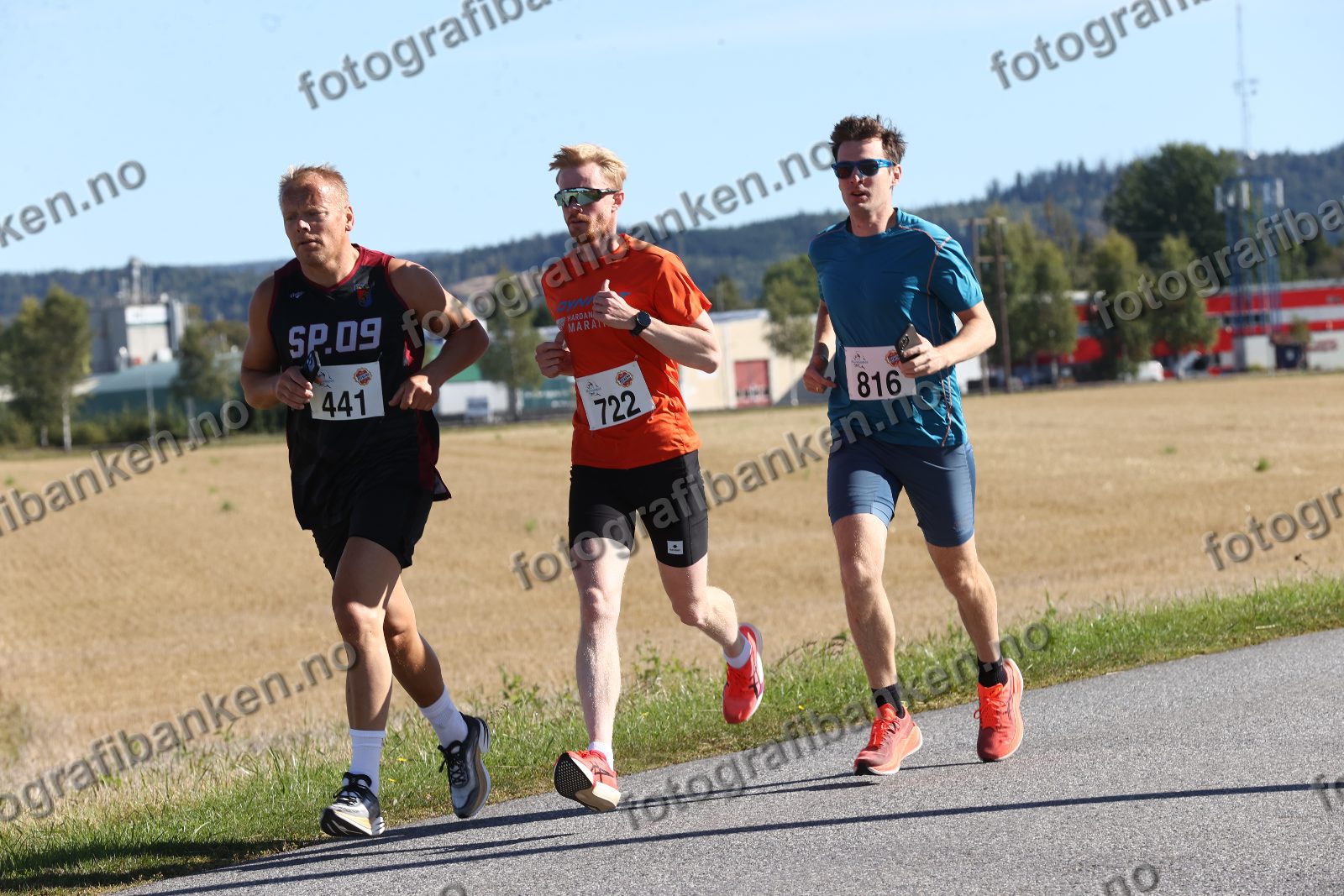 Tom Ljosåk (441) · Erik Damhus (816)