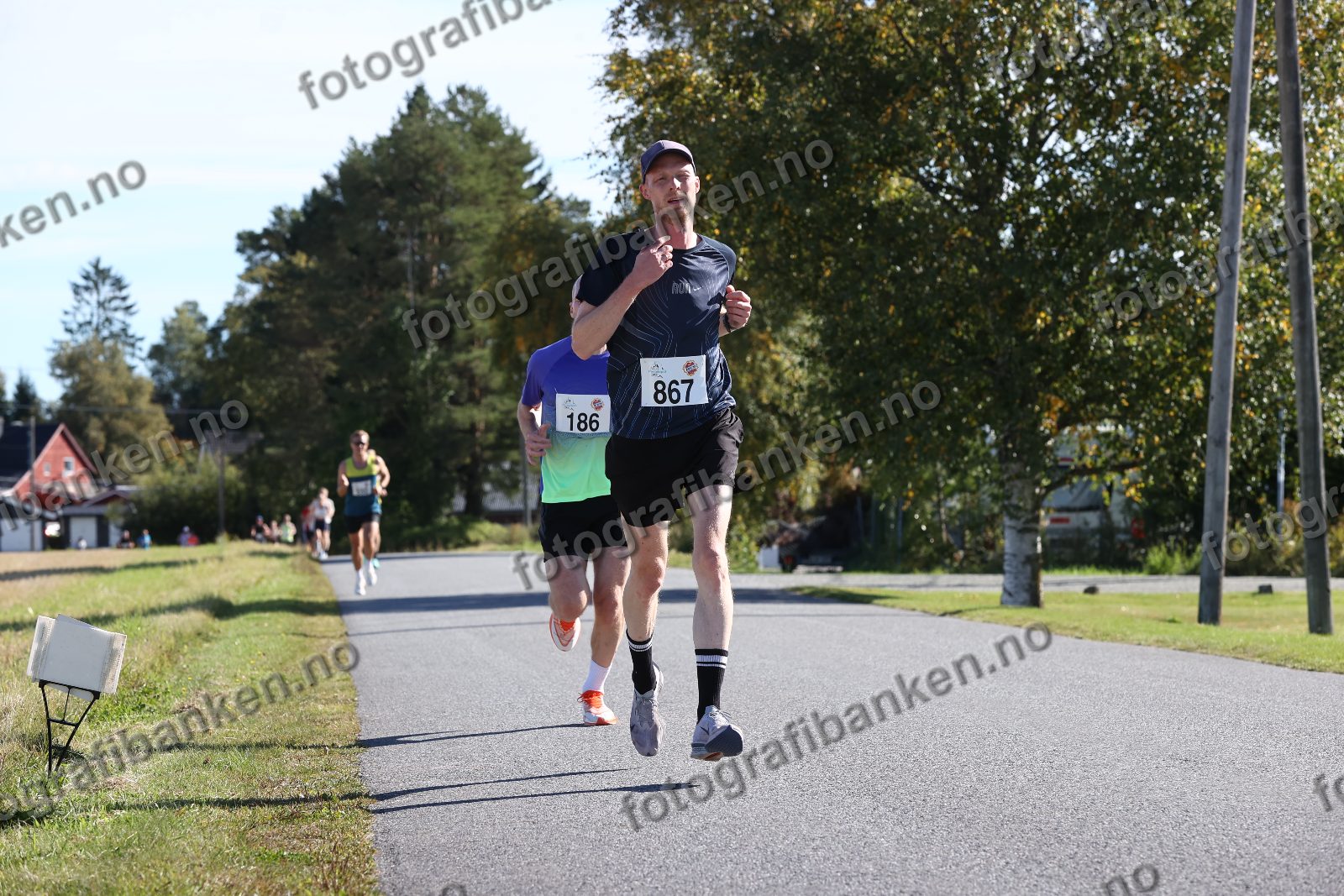 Jo Berge Presthus (186) · Andreas Slettholm (867)